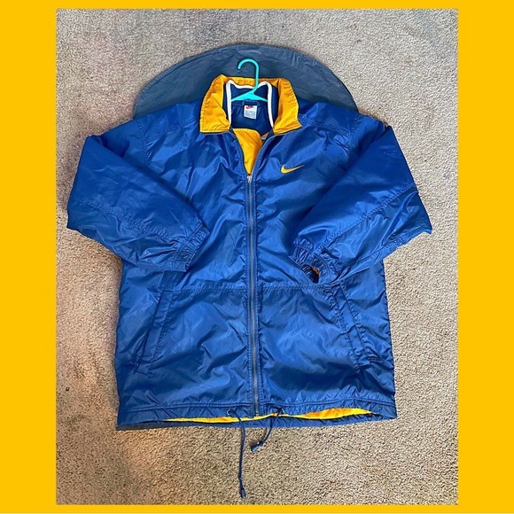 Nike Retro Embroidered Coat - Picture 1 of 4